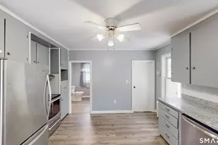 55 Mechanics St, Putnam, CT 06260 - Photo 15