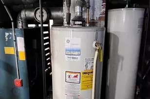 11 Bidwell Ave, East Hartford, CT 06108 - Photo 13