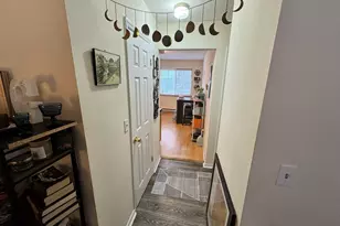 35 Mountain Village Rd, Waterbury, CT 06706 - Photo 5