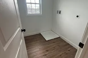 124 Highlawn St, Waterbury, CT 06705 - Photo 13