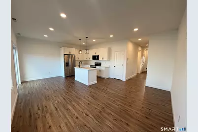 124 Highlawn Street, Waterbury, CT 06705 - Photo 5