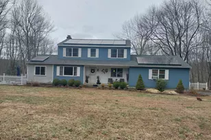 14 Meadow Crest Dr, Woodbury, CT 06798 - Photo 3