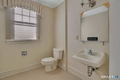 142 East Center Street, Manchester, CT 06040 - Photo 33