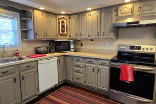 287 Hansen Ave, Bridgeport, CT 06605 - Photo 15