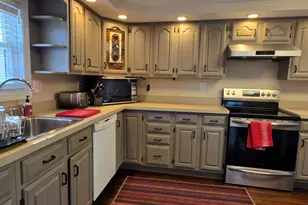 287 Hansen Ave, Bridgeport, CT 06605 - Photo 13