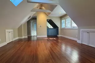 4 Sycamore Ln, West Hartford, CT 06117 - Photo 9