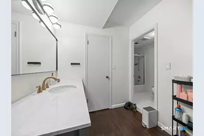 799 Prospect Avenue #APT C6, West Hartford, CT 06105 - Photo 11