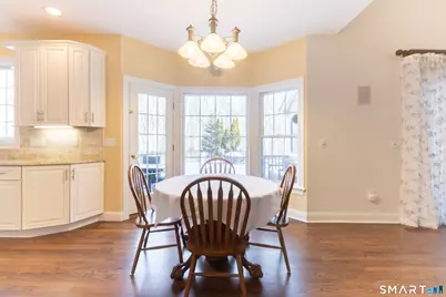 44 Chadwick Court, Monroe, CT 06468 - Photo 7