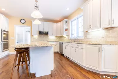 44 Chadwick Court, Monroe, CT 06468 - Photo 5