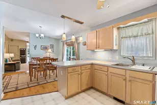 16 Laurelwood Dr, East Lyme, CT 06357 - Photo 13