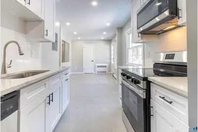 109 Katona Drive #18, Fairfield, CT 06824 - Photo 3