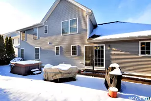 35 Wettleson Ave, West Hartford, CT 06107 - Photo 29