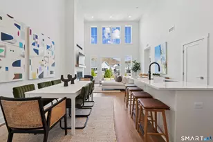 5 Edgewood Wy, Woodbridge, CT 06525 - Photo 1