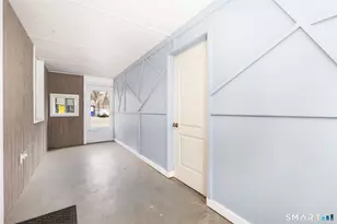 9 Glendale Rd, Enfield, CT 06082 - Photo 5