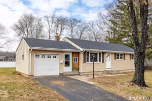 9 Glendale Rd, Enfield, CT 06082 - Photo 3