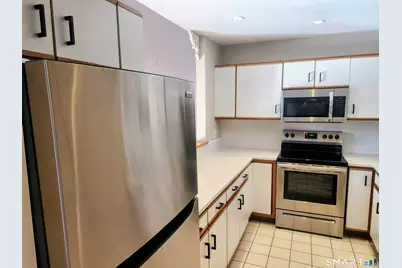 15 Perry Avenue #A10, Norwalk, CT 06850 - Photo 3