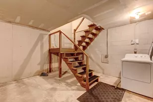 275 Pierremount Ave, New Britain, CT 06053 - Photo 27