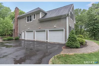 17 Hallview Drive, Simsbury, CT 06070 - Photo 33