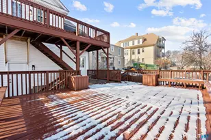 246 Judson Pl, Bridgeport, CT 06610 - Photo 23