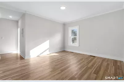 246 Judson Place, Bridgeport, CT 06610 - Photo 7