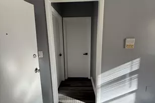 881 Broad St, Hartford, CT 06106 - Photo 5