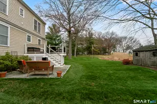 877 S Pine Creek Rd, Fairfield, CT 06824 - Photo 31