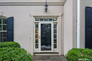 28 E Maple St, New Canaan, CT 06840 - Photo 3