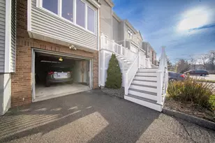 83 Carriage Dr, Milford, CT 06460 - Photo 29