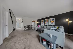 83 Carriage Dr, Milford, CT 06460 - Photo 13