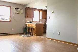 482 East St, Plainville, CT 06062 - Photo 5