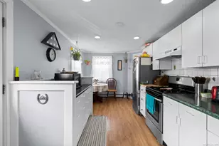 2 W Haycock Point Rd, Branford, CT 06405 - Photo 5