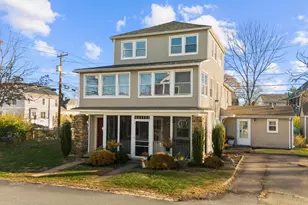 2 W Haycock Point Rd, Branford, CT 06405 - Photo 3