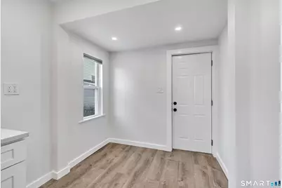 252 Shelton Street, Bridgeport, CT 06608 - Photo 17