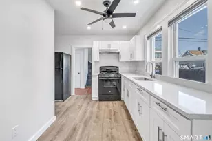 252 Shelton St, Bridgeport, CT 06608 - Photo 15