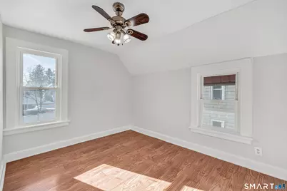 252 Shelton Street, Bridgeport, CT 06608 - Photo 27