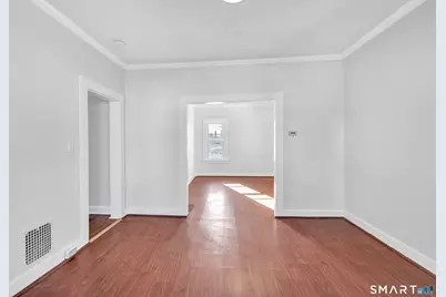 252 Shelton Street, Bridgeport, CT 06608 - Photo 9