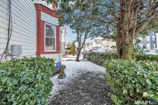 252 Shelton St, Bridgeport, CT 06608 - Photo 37