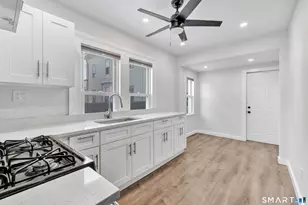 252 Shelton St, Bridgeport, CT 06608 - Photo 13