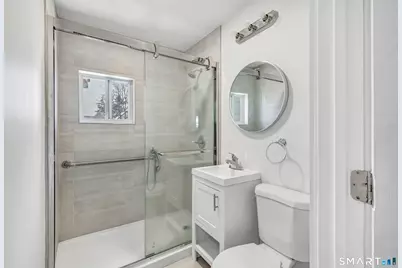 252 Shelton Street, Bridgeport, CT 06608 - Photo 19