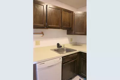 279 Redstone Hill Road #APT 58, Bristol, CT 06010 - Photo 7