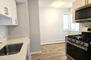 7 Staunton Ct, Farmington, CT 06032 - Photo 9