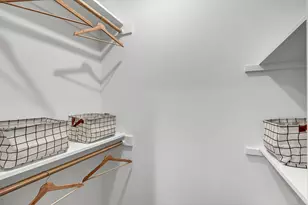 33 Main St, Meriden, CT 06451 - Photo 13