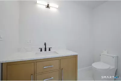 21 Stephen Street, Stamford, CT 06902 - Photo 17