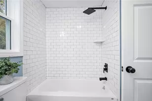 346 Middlebury Rd, Middlebury, CT 06762 - Photo 9