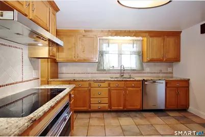 37 Glen Avenue, Norwalk, CT 06850 - Photo 7