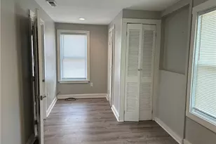 239 N Main St, Norwich, CT 06360 - Photo 3