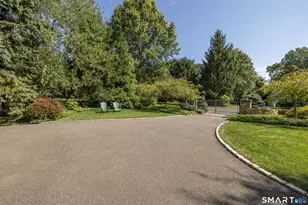 110 Queens Grant Dr, Fairfield, CT 06824 - Photo 39