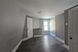 106 Hanover St, Bridgeport, CT 06604 - Photo 13