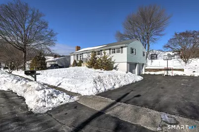 280 Goldbach Drive, Stratford, CT 06614 - Photo 3