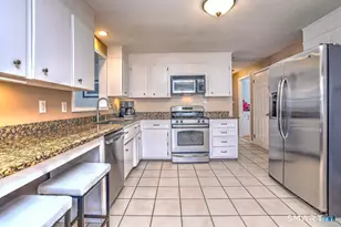 280 Goldbach Dr, Stratford, CT 06614 - Photo 15